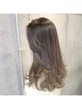 アライブ ハラジュク(ALIVE harajuku) 【ALIVE原宿】ナチュラルだけど外国人風カラー☆ハイライトが◎