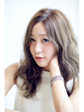 スウィング 万々店(Art Hair Swing) イルミナスモーキーカラー