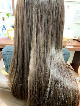 グルグル 清澄白河(GULGUL) レイヤーロング 「髪のツヤが欲しい」髪質改善 清澄白河