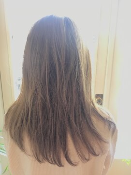 クロスオリーブ(cross OLIVE) グレージュカラー