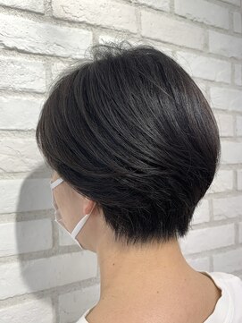 ルスト(L.u.s.t) ショートボブ