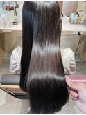 うねり、広がりが気になる方のためのトリートメント☆