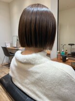 フルショウ アシヤ(FURUSHO ASHIYA)&nbsp;大人かわいい * 切りっぱなしショートボブ