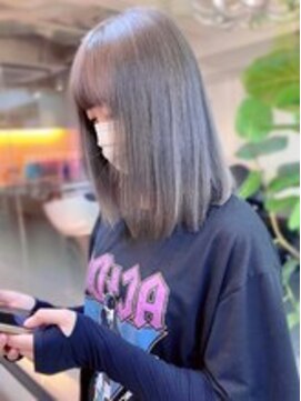 ディア(.eer) シルバーグレー☆ハイトーンカラー/ケアブリーチ/南船場