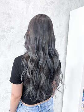 デミヘアー(Demi hair) 透け感アイスグレージュ×ハイライト