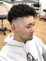 ビカム 名駅(become)&nbsp;【極道パーマ】フェード　刈り上げ　ベリーショート　リバース