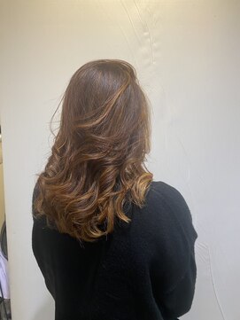 ジュリア(Giulia) ハイライト　ベージュグレー