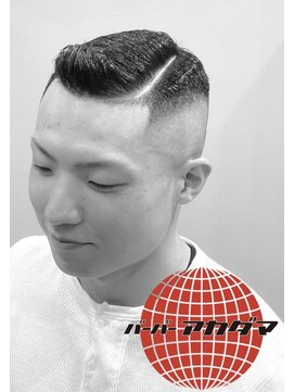 バーバー アカダマ フェード