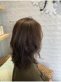 白髪ぼかしハイライト　ミディアムスタイル