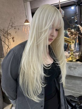 ネハス(nehus.) くびれヘア/アプリコットオレンジ/ハイライトカラー/ブリーチ