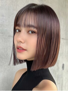 切りっぱなし外ハネボブ艶暗髪シースルーバング