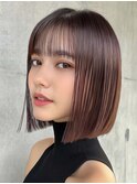切りっぱなし外ハネボブ艶暗髪シースルーバング