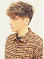 ジジバイワースホワイル(jiji by WORTH WHILE) 刈り上げセンターパートサーフカール波巻きツイストスパイラル