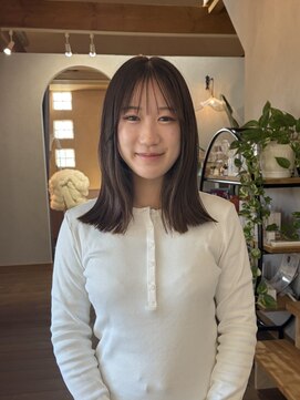 サロンエフ(salon f) ハニーブラウン×切りっぱなしロブ