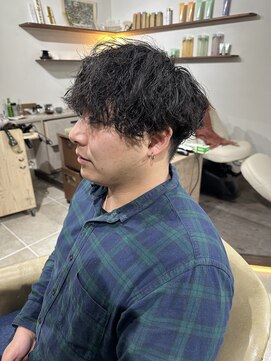 シラス(SiLasu) メンズマッシュ×ツイストスパイラルパーマ