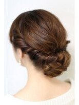 ハレ 中目黒(hale)&nbsp;ツイストシニヨン