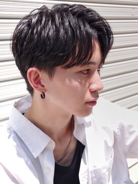 ミヤビ(MIYAVI) ナチュラルセンターパートショート