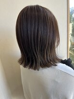 リノアバイフェリア(LINO’A by felia)&nbsp;切りっぱなし外ハネボブ×グレージュカラー◎