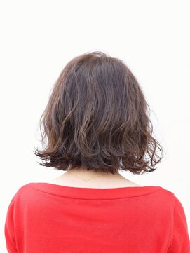 ユニカ ヘアー(UNICA hair) 尾道市 人気 UNICA 切りっぱなしボブ ベージュカラー