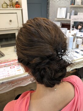 ハグエヴェック(HUG AVEC) 結婚式アップスタイル