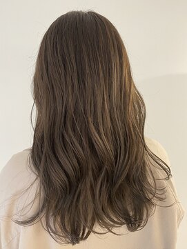 インビテーション(invitation) くすみ系オリーブアッシュ＊