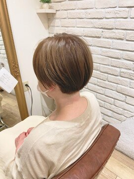 マジック(MAGIC) 【MAGIC　小名木】短め丸みショートスタイル