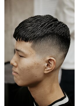 ミッチェル(MiCCHEL) 濡れパン×クロップスタイル