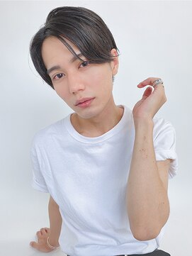 ルービック 枚方(Rubik's) センターパート/トランクスヘア