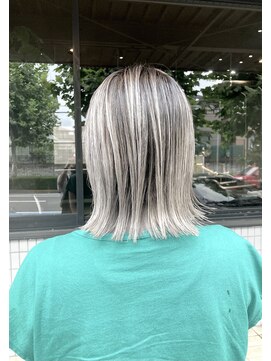 ダイス(Dice) 外国人風シャドウルーツバレイヤージュ