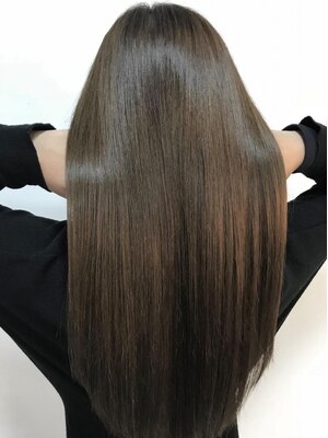 【古川橋】新メニュー”髪質改善ストレート”で、ダメージレスに柔らかい質感のストレートヘアを叶える☆