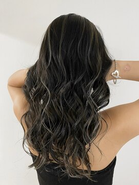 ユーフォリア エヌ 池袋サンシャイン通り店(Euphoria +n) グレージュ　コントラストハイライト