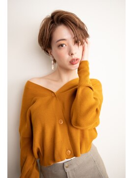 ムーア(MUA) ハンサムショート