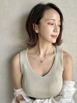 ローウェル(Rowel) ナチュラルブラウン×ミディアムボブ