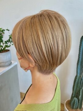 ローブ(L’AUBE) ハイトーンショート