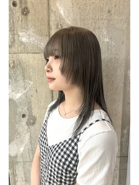 ピーロ(piilo) グレージュカラー