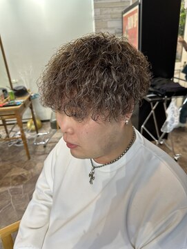 ハルクファースト 札幌(HRK 1st.) 縦落ちパーマ/カルマパーマ/ツイスパ/眉毛/フェザーパーマ