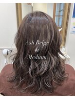 ヘアーズ ロッソ(hair's ROSSO)&nbsp;アッシュベージュ&ミディアム[30代40代50代]