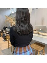 ミント(mint) くすみ感!アッシュグレージュで透明感カラーに!