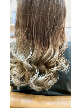 テラス(Terasu) 函館/グラデーション/ブリーチ/大人可愛い