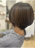 ショートボブ