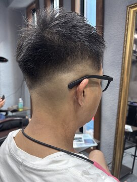 ハウル(Howl) スキンフェード/フェード/ベリーショート