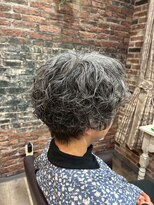 マギカ 横須賀久里浜店(Magica)&nbsp;白髪を活かすショートスタイル♪