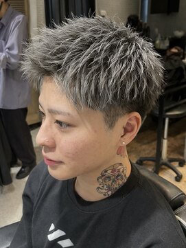 エイトメン 池袋東口店(EIGHT MEN) スパイキーショート　刈り上げ