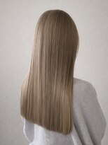 コタ 水戸(COHTA)&nbsp;レイヤーカットミルクティーベージュブリーチなしダブルカラー