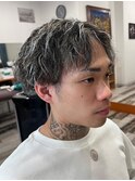 ホワイトメッシュ　ツイストパーマ