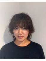 ビハインドザカーテン(BEHIND THE CURTAIN)&nbsp;【外国人風癖毛パーマ】レディース×ウルフスタイル