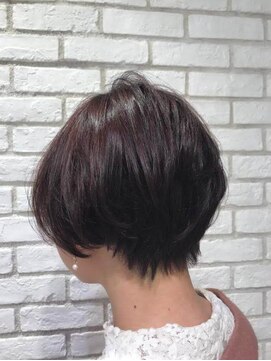 アッシュ 戸田公園店(Ash) 《Ashアッシュ》前下がりショートボブ×イルミナカラー