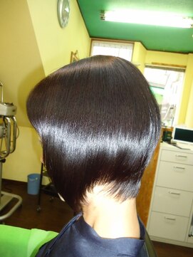 エムスリーディーミュゼステージ(M3D) ピコカラー＆トリートメント＆カット