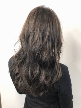 バズ ビー(BUZZ Bee) 【梅田】アディクシーカラー×アッシュグレー☆