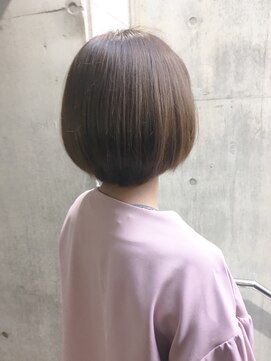 フレイム(FLAME) 【FLAME 天文館】透明感イルミナフォレストカラー×ボブ